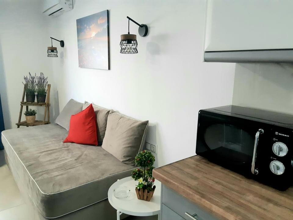 Evaggelia Design Suite Néa Péramos 外观 照片